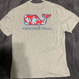 Vineyard Vines Gray T shirt